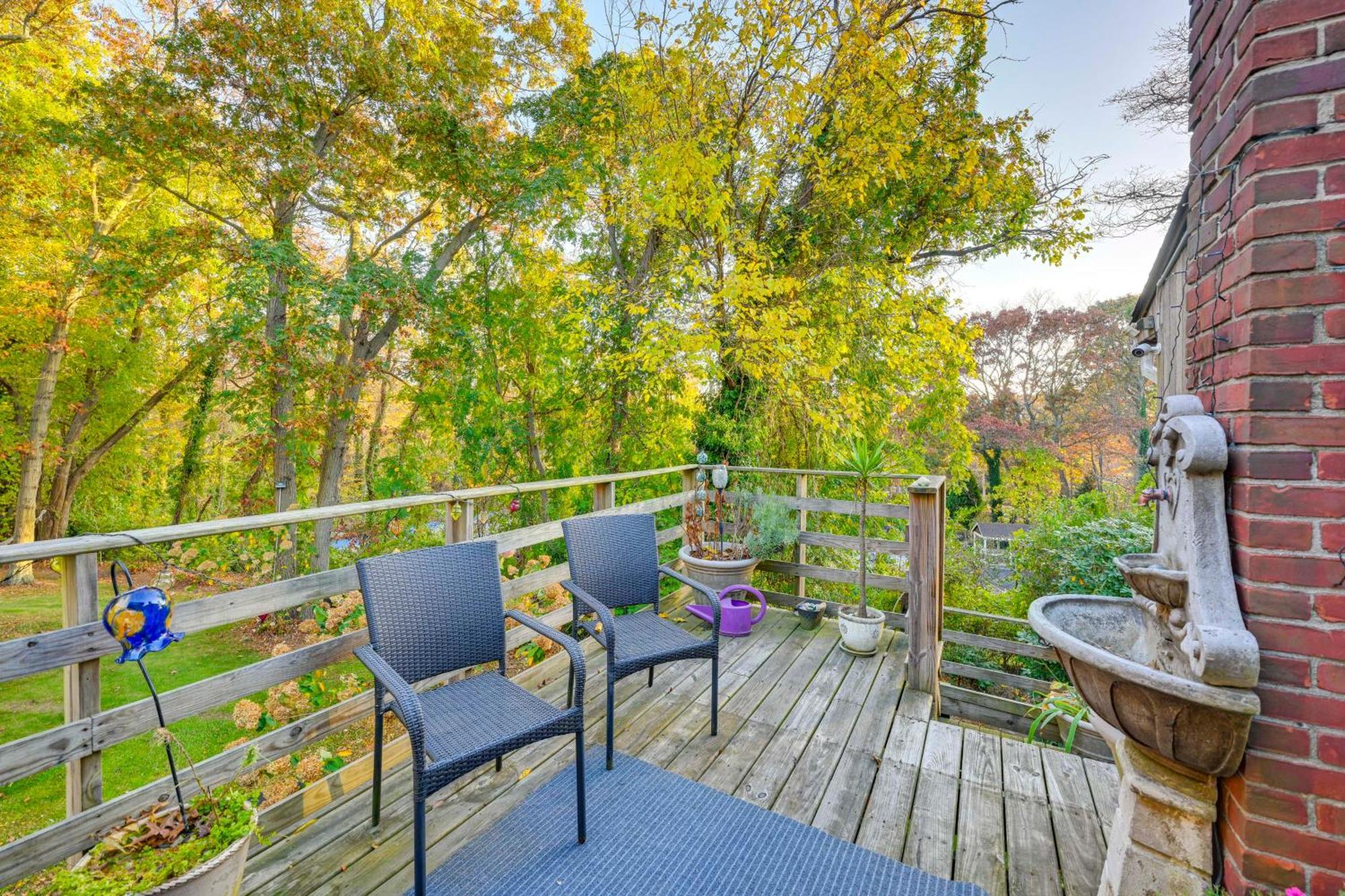 Cozy Dix Hills Apt With Deck About 7 Mi To Beach! Kültér fotó